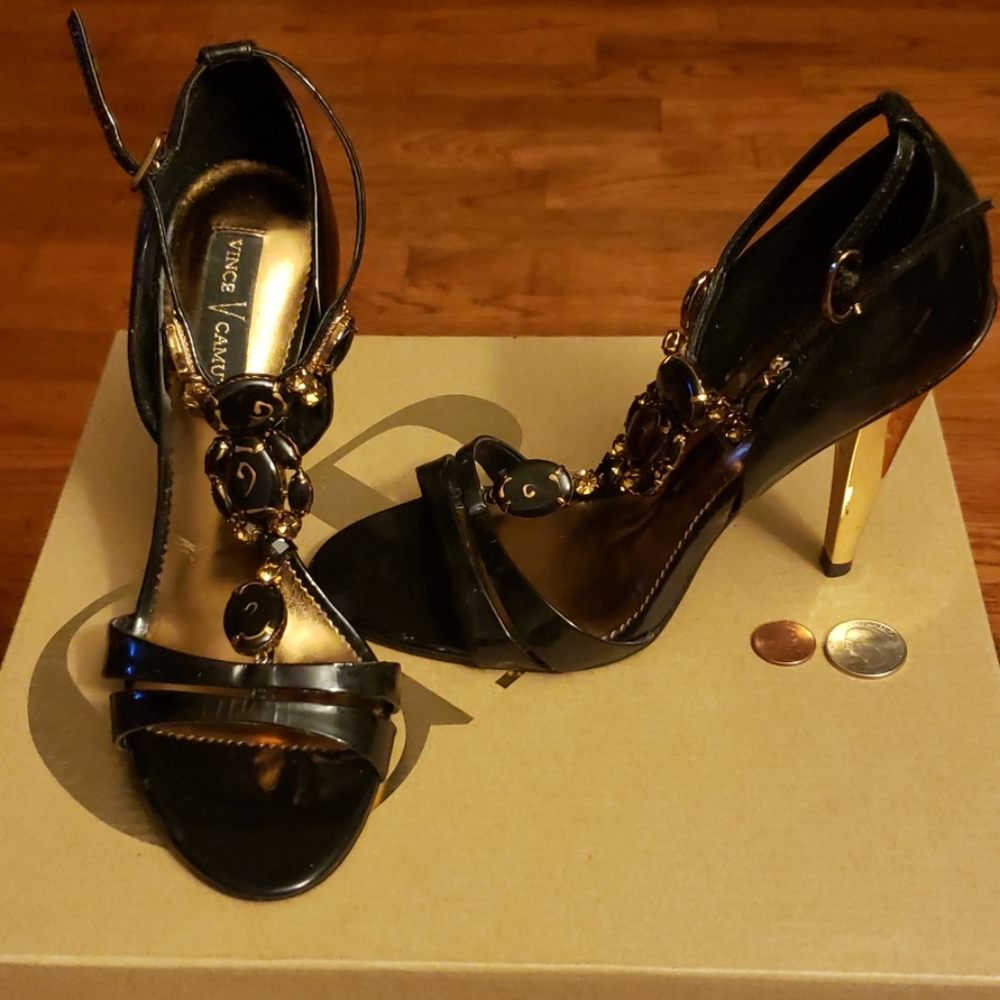 Vince Camuto Black & Gold heels